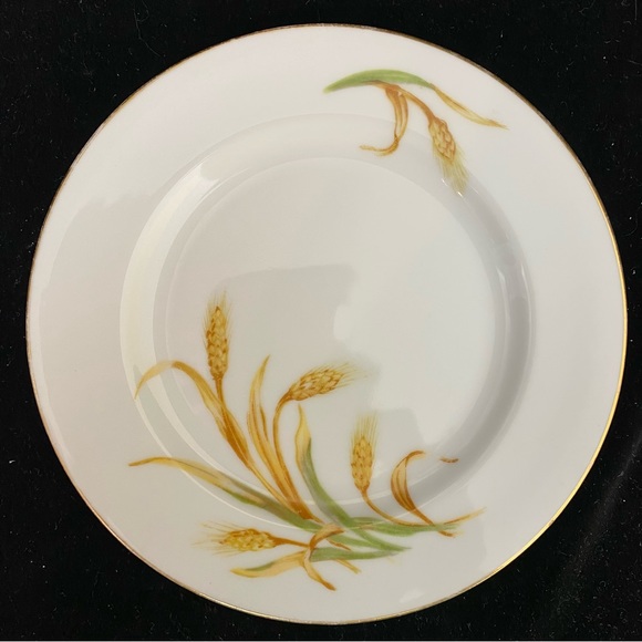 Vintage Set of 8, Puritan China Wheat Pattern Bread/Butter Plates with Gold Trim - Picture 11 of 14